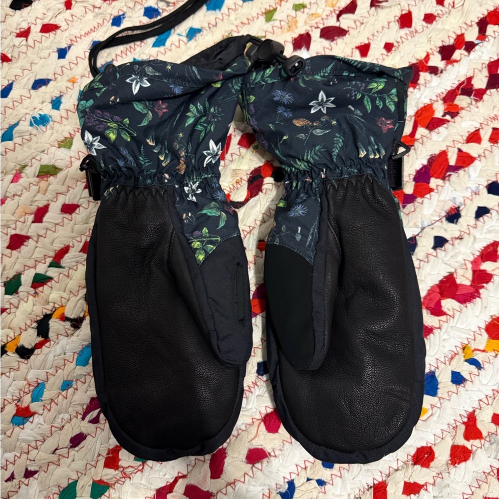 Dakine Camino Floral Mittens - Picture 2 of 3
